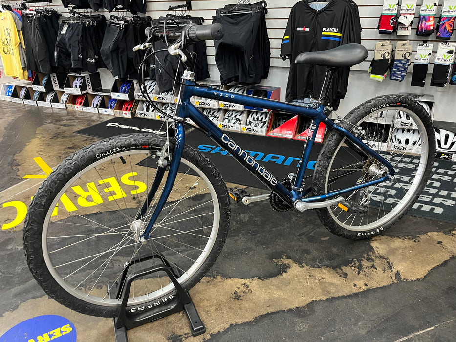 Cannondale M200 7 Speed Mountain Bike - Blue Fade USED