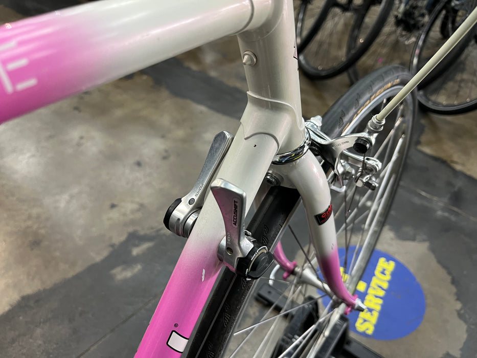 Nishiki Prestige Vintage Road Bike - Pink/White USED