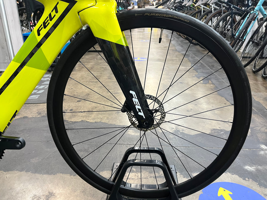 Felt IA Advanced Shimano Ultegra 11 Speed - Chartreuse Geo 2023