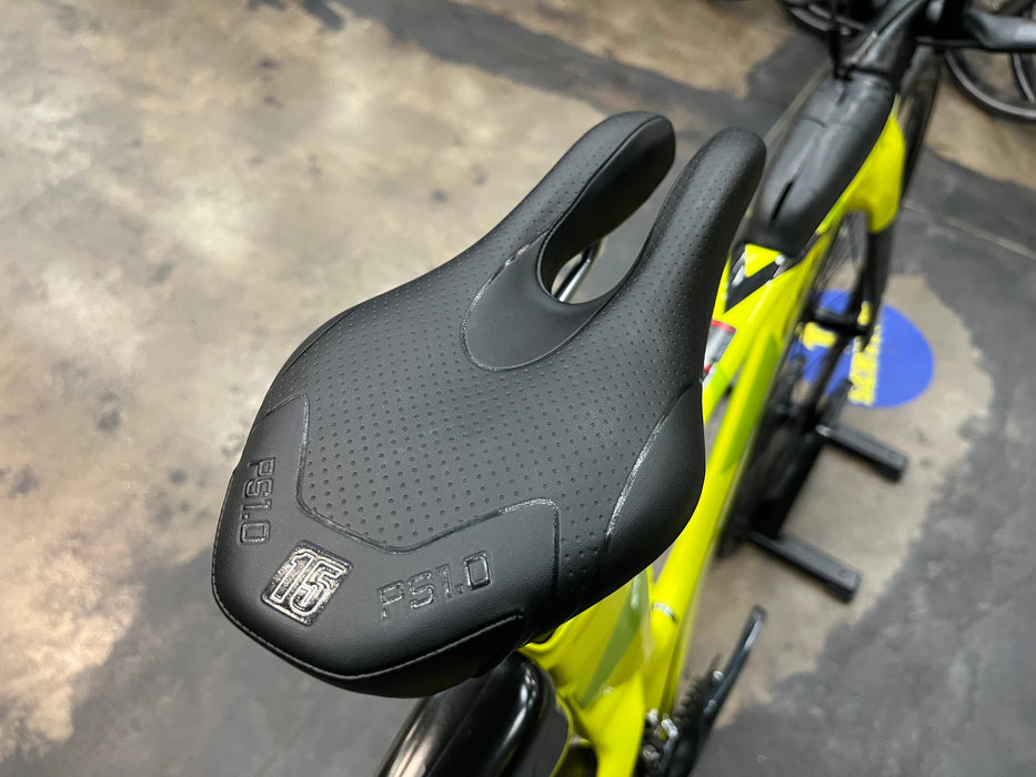 Felt IA Advanced Shimano Ultegra 11 Speed - Chartreuse Geo 2023