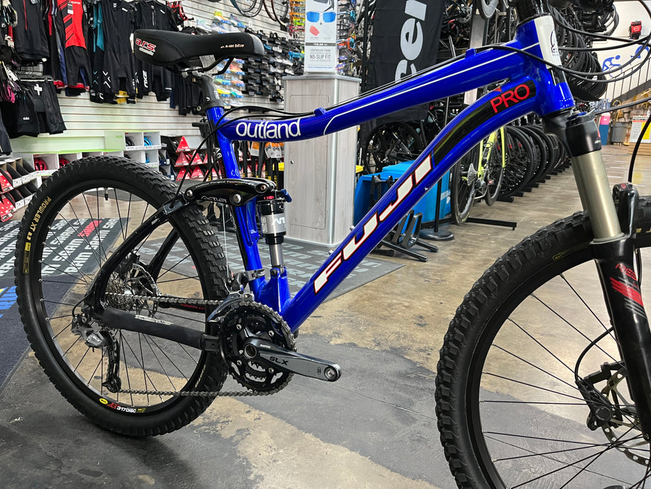 Fuji Outland Pro Shimano SLX 9 Speed - Blue 2009 USED