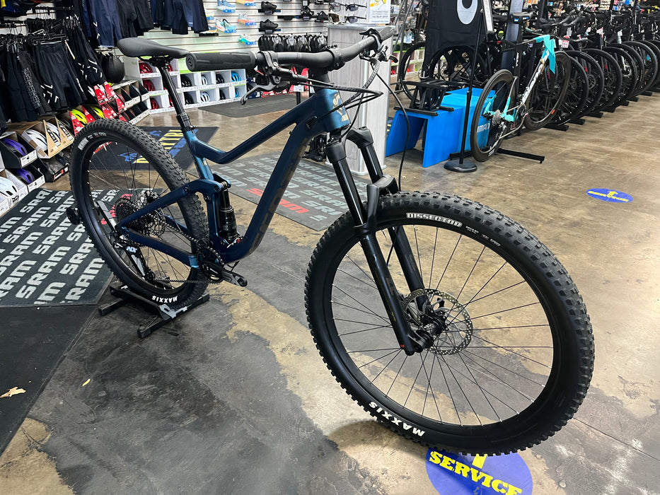 Scott Genius 960 SRAM SX/GX Eagle 12 Speed - Blue 2021 DEMO