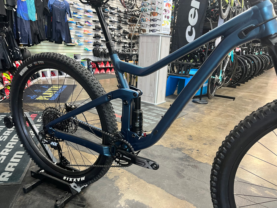 Scott Genius 960 SRAM SX/GX Eagle 12 Speed - Blue 2021 DEMO