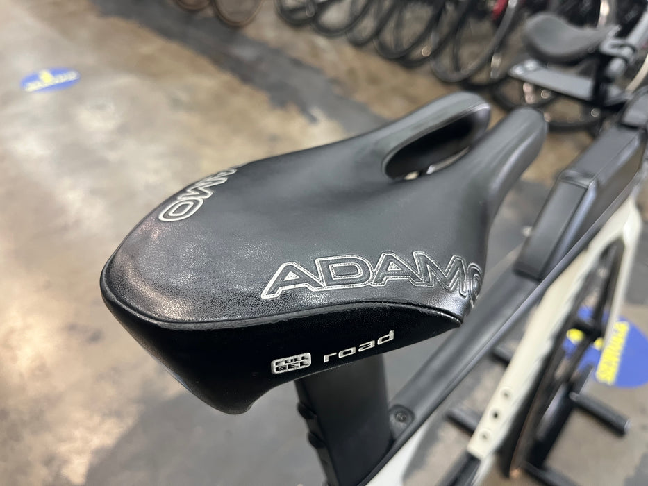 Canyon Speedmax CF 7 Disc SRAM Rival eTap AXS w/Powermeter and Reynolds AR58/80 Wheels - White 2023 USED