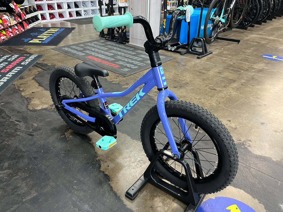 Trek Precaliber 16 - Ultraviolet 2022 USED