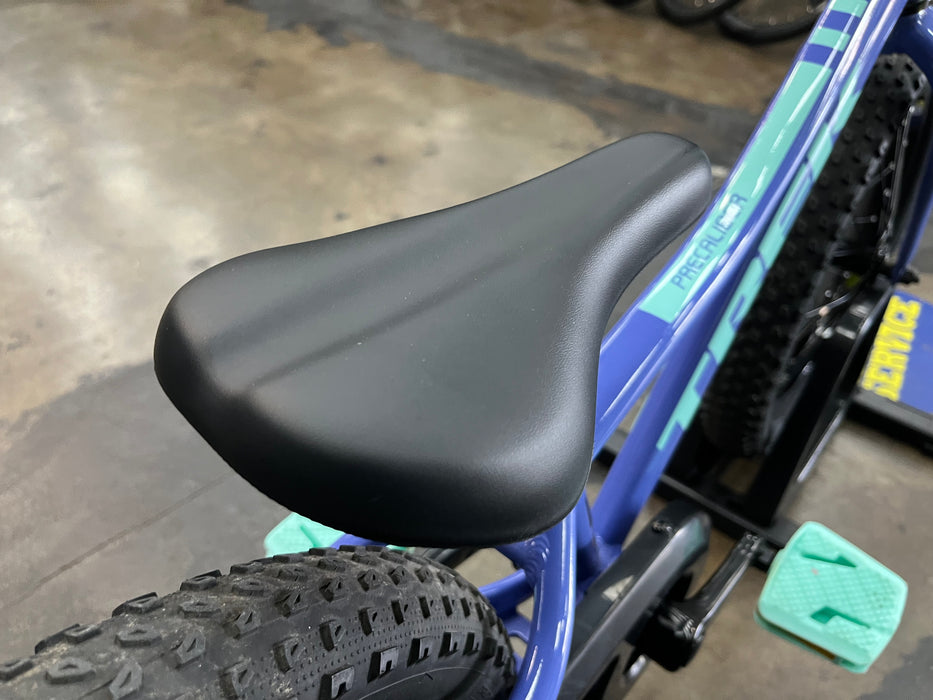 Trek Precaliber 16 - Ultraviolet 2022 USED