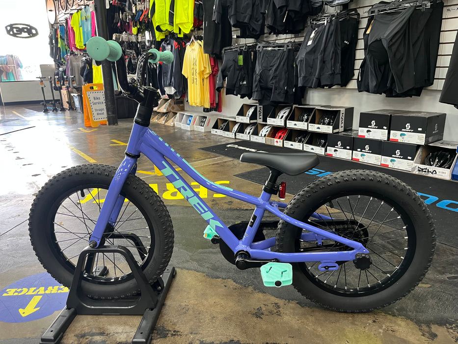Trek Precaliber 16 - Ultraviolet 2022 USED