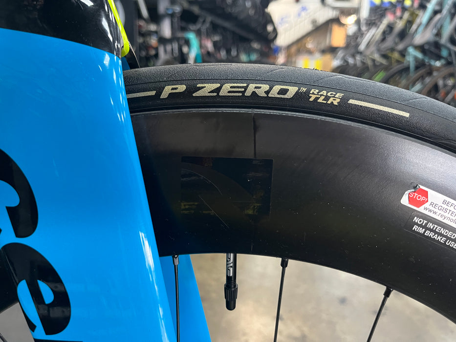 Cervelo P3X Shimano Ultegra Di2 12 Speed - Reynolds AR80 Wheels - Rivera/Fluoro/Black 2021