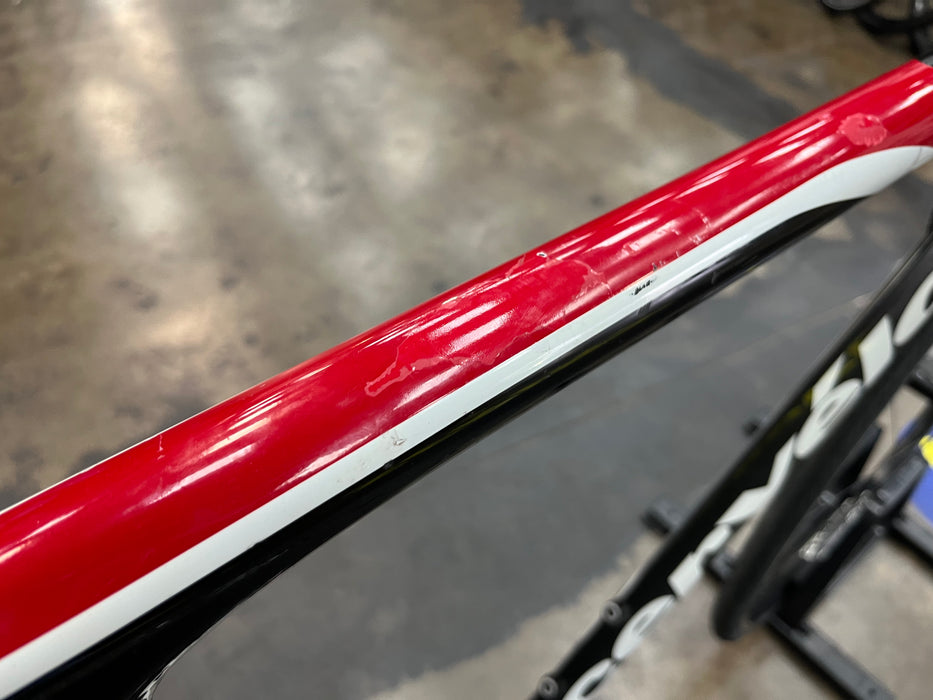 Cervelo P2 Shimano Ultegra 11 Speed - Black/Red 2012 DEMO