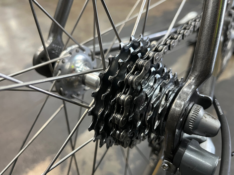 Trek 2300 Carbon Road Bike Shimano 600 2x8 - Carbon 1992 USED