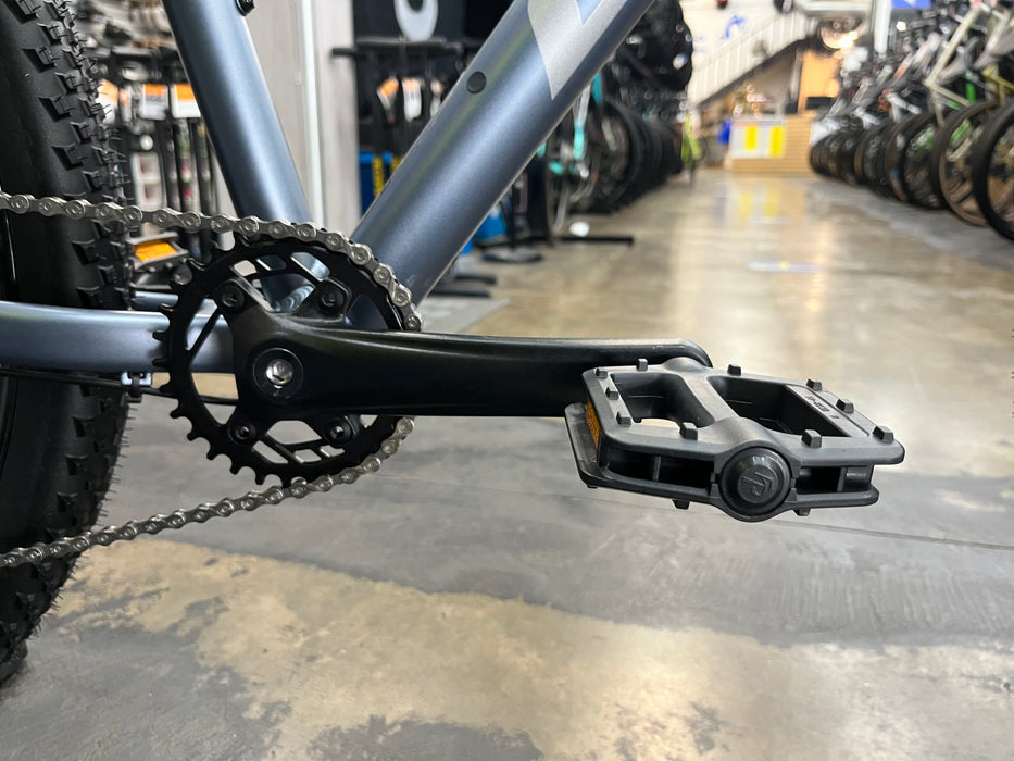Giant Talon 2 27.5 Microshift Advent 1x9 - Knight Shield 2022