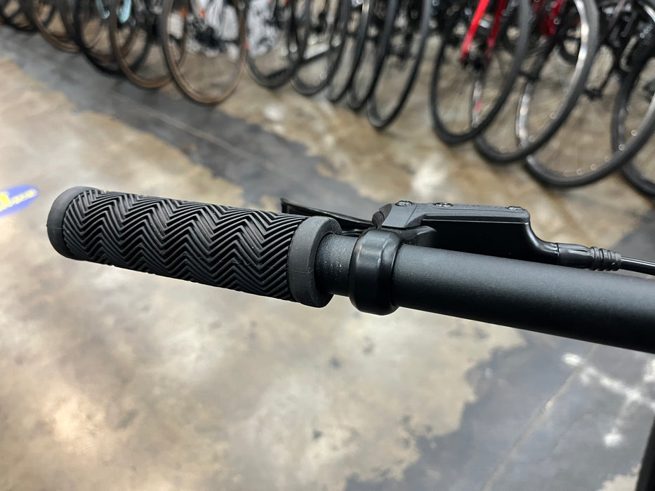 Giant Talon 2 27.5 Microshift Advent 1x9 - Knight Shield 2022