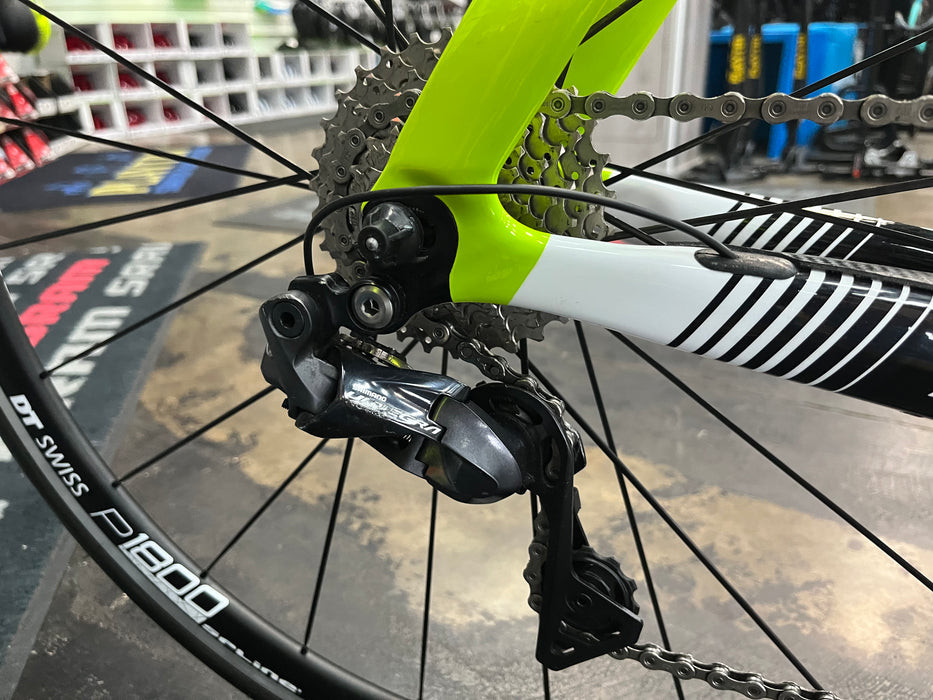 Cervelo P3 Shimano Ultegra Di2 11 Spd - DT Swiss P1800 Spline - Fluor/Blk/Wht 2019 DEMO
