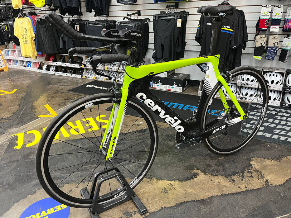 Cervelo P3 Shimano Ultegra Di2 11 Spd - DT Swiss P1800 Spline - Fluor/Blk/Wht 2019 DEMO