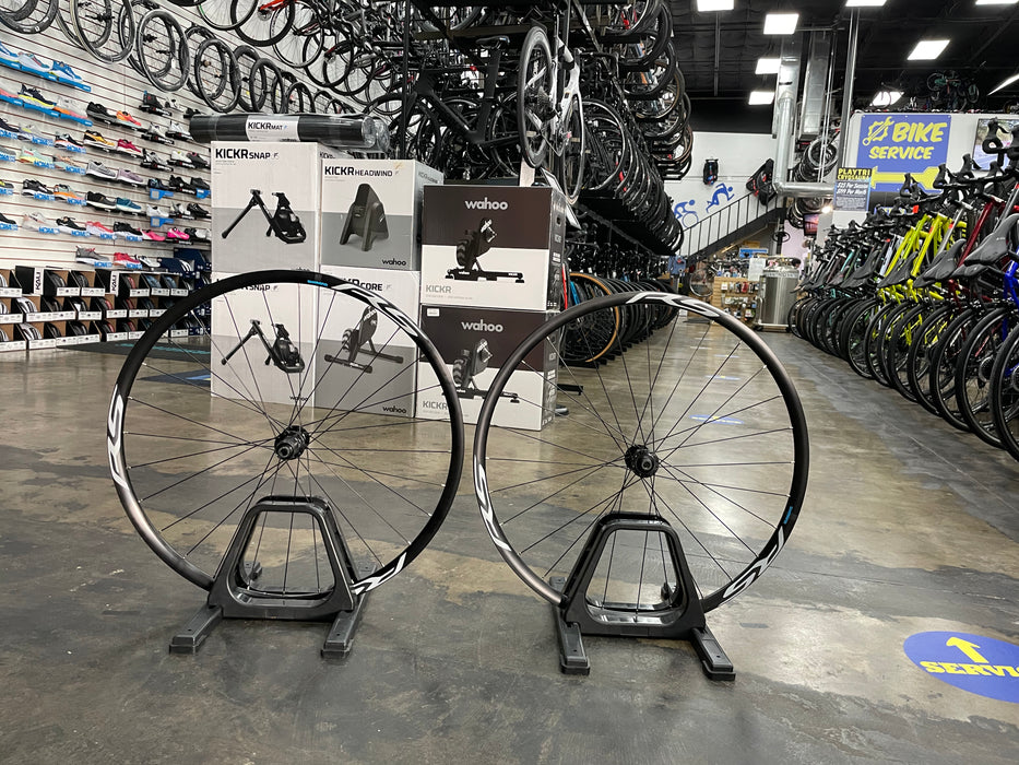 Shimano WH-RS170 Clincher Disc Brake Wheelset - OUT OF BOX