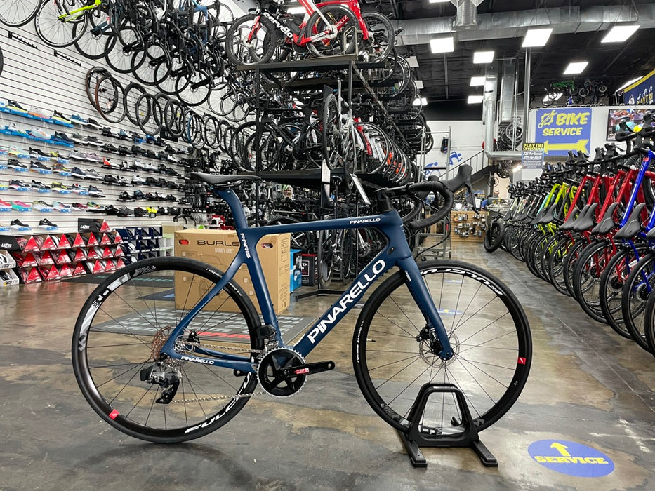 Pinarello Paris SRAM Rival AXS - 2023