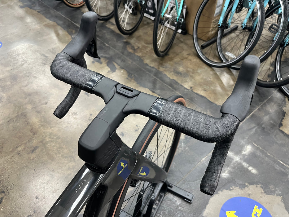 Scott Foil RC 10 Shimano Ultegra Di2 12-Speed - 2025