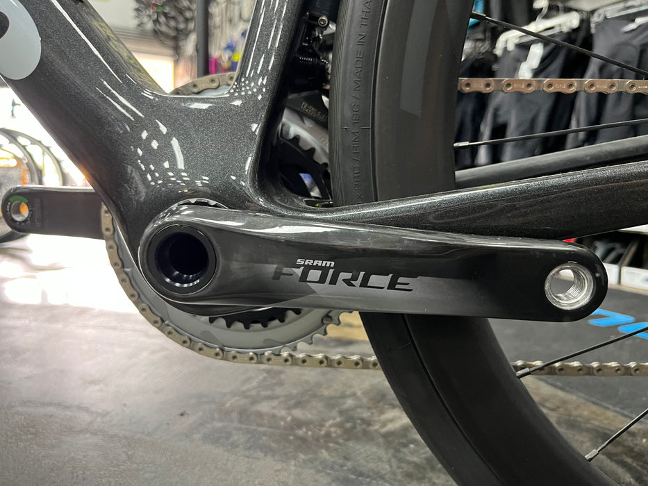 Cervelo Soloist SRAM Force eTap AXS D1 12 Speed with ZIPP 303S - 2024