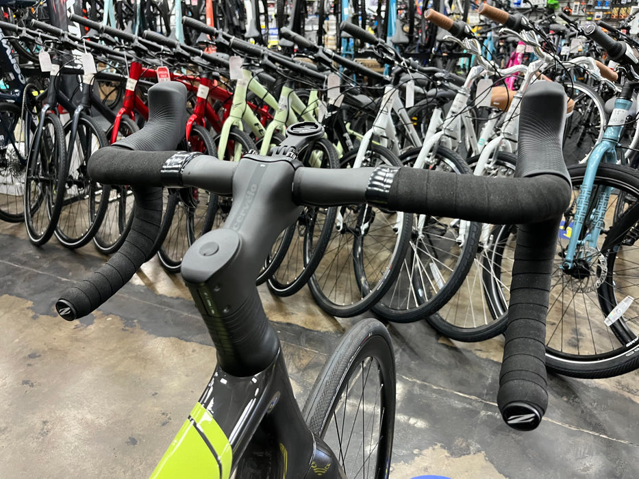 Cervelo R5 Limited Edition Paris Green SRAM Force eTap AXS D1 w/Profile Design GMR 38 Wheels - 2024