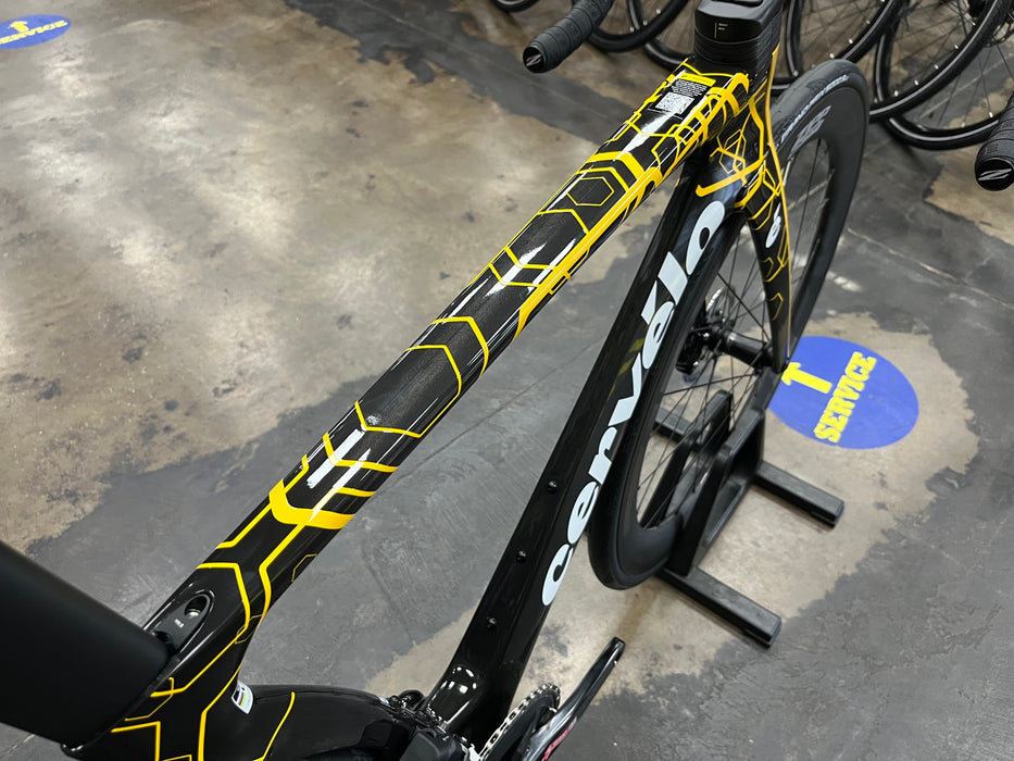 Cervelo S5 Limited Edition SRAM Rival eTap AXS 12 Speed w/ Zipp 404 Firecrest Wheelset - 2025