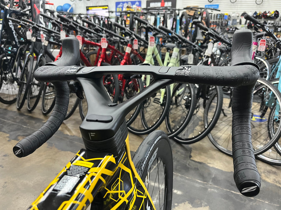 Cervelo S5 Limited Edition SRAM Rival eTap AXS 12 Speed w/ Zipp 404 Firecrest Wheelset - 2025