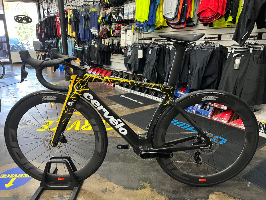 Cervelo S5 Limited Edition SRAM Rival eTap AXS 12 Speed w/ Zipp 404 Firecrest Wheelset - 2025