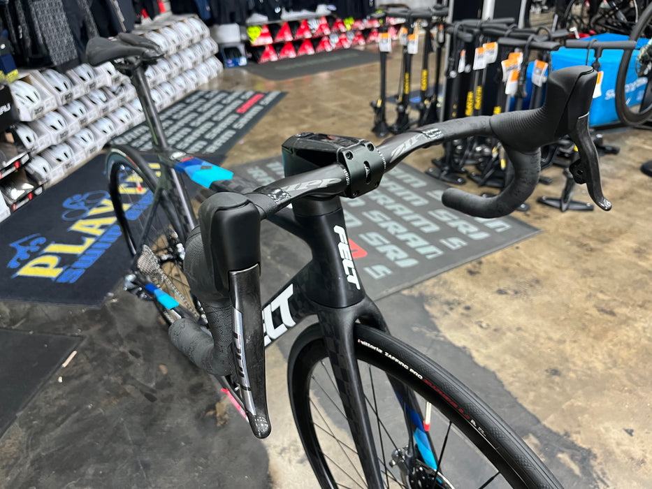 Felt AR FRD Ultimate w/ZIPP SL70 Aero Handlebar SRAM Red eTap AXS - Vision Team 35 Wheels - Matte Textreme 2025