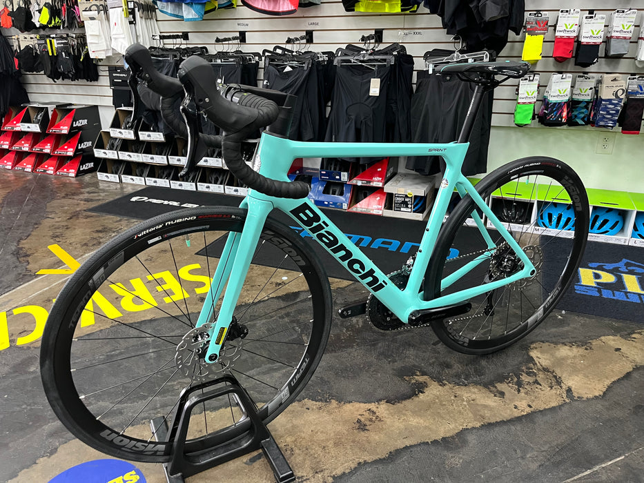 Bianchi Sprint Shimano 105 12-Speed - 2025