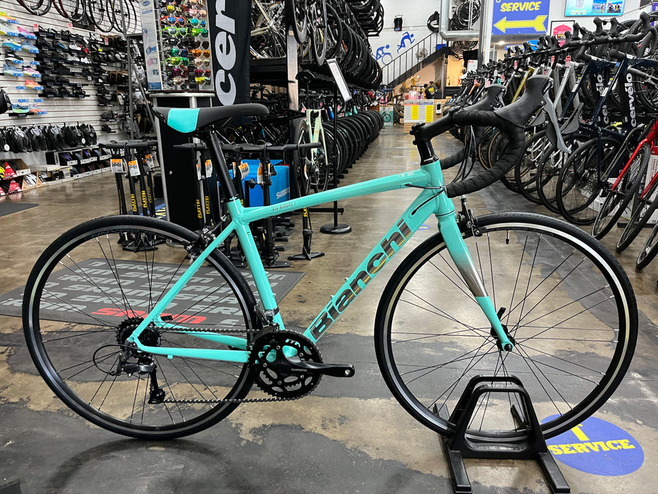 Bianchi Via Nirone 7 Shimano Claris 8-Speed - 2025