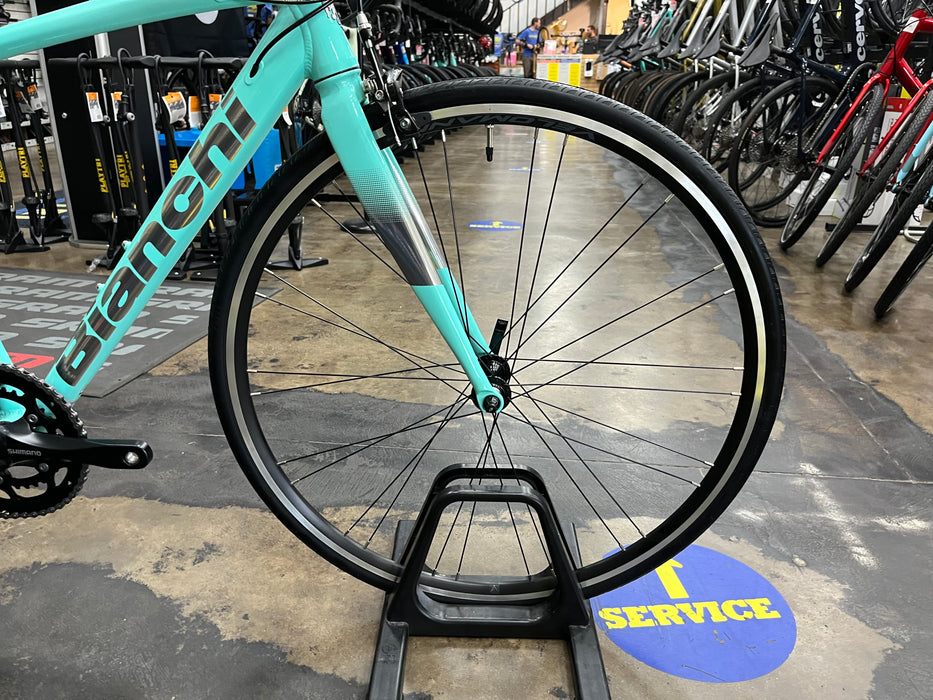 Bianchi Via Nirone 7 Shimano Claris 8-Speed - 2025