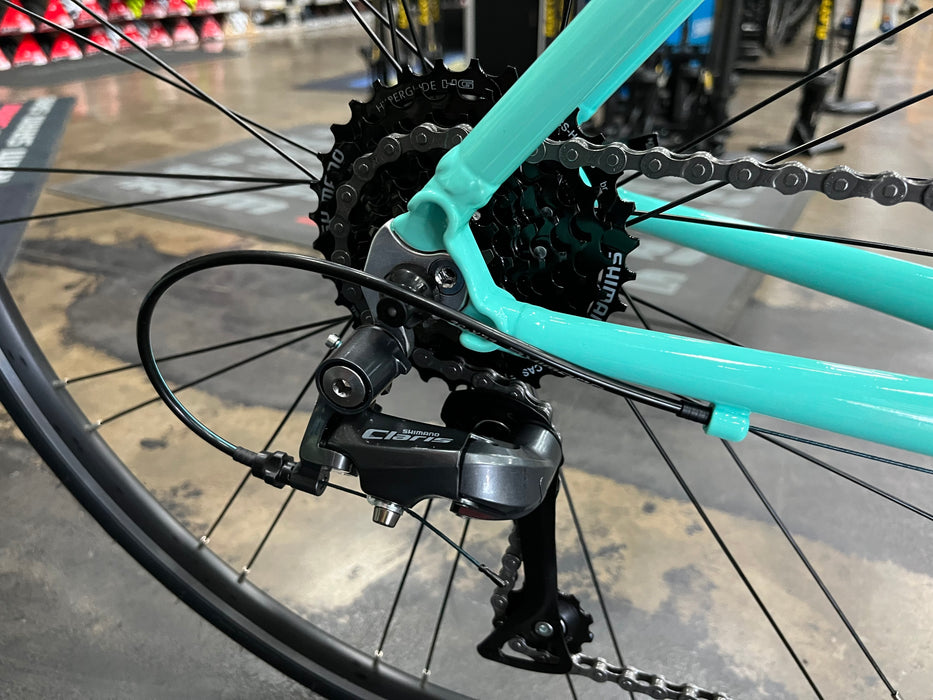 Bianchi Via Nirone 7 Shimano Claris 8-Speed - 2025