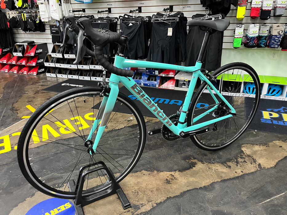 Bianchi Via Nirone 7 Shimano Claris 8-Speed - 2025