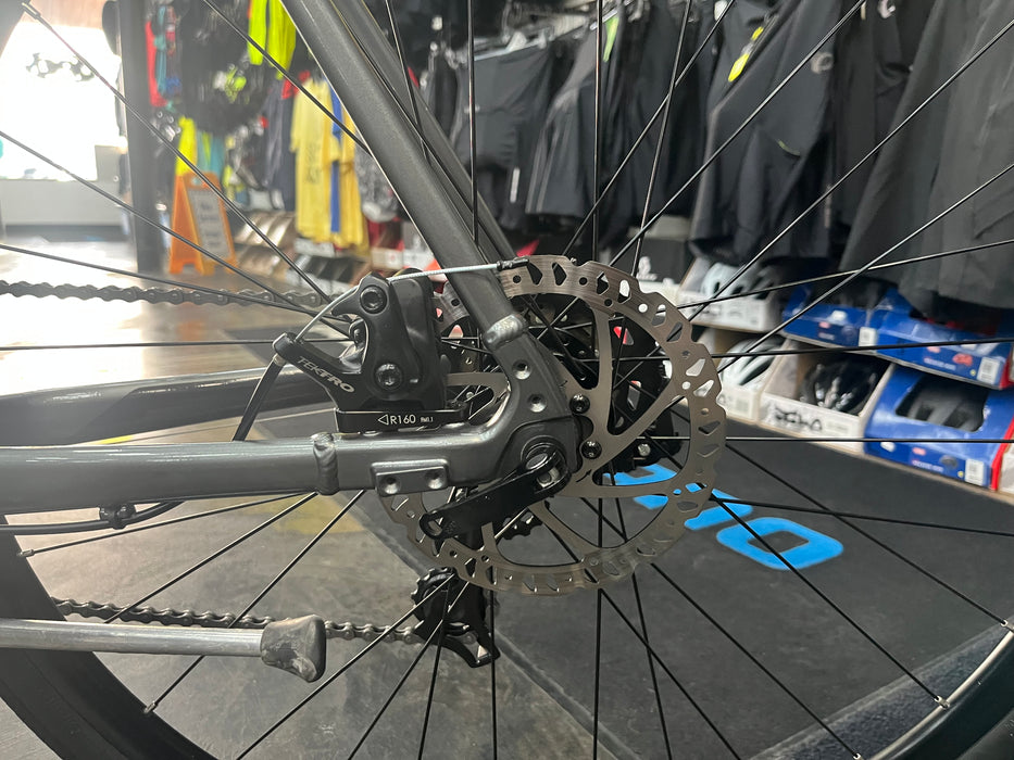 Giant Escape Disc 3 Shimano Tourney - Charcoal 2020