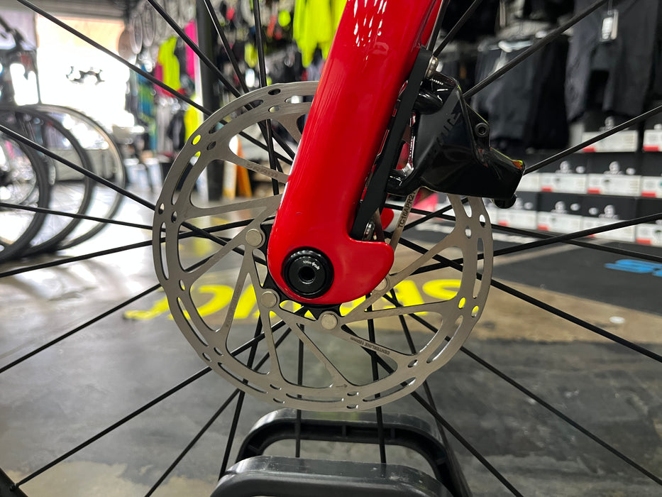 Pinarello Dogma F Disc SRAM Rival eTap AXS - Power Meter - DT Swiss P1800 Spline - 2024