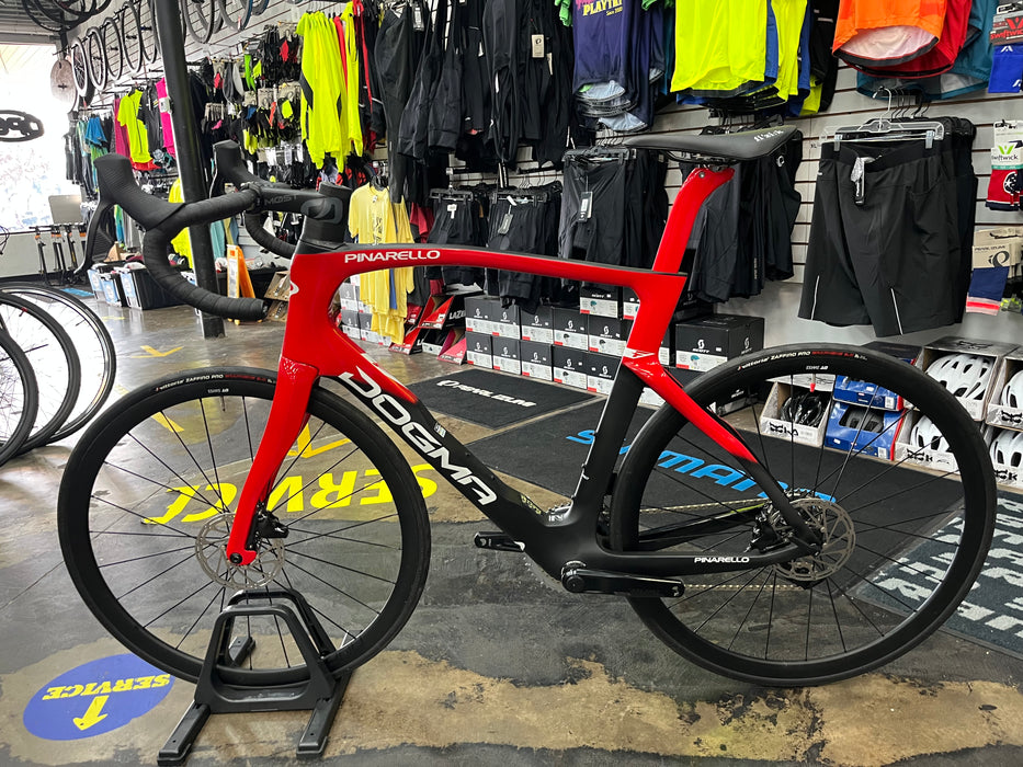 Pinarello Dogma F Disc SRAM Rival eTap AXS - Power Meter - DT Swiss P1800 Spline - 2024