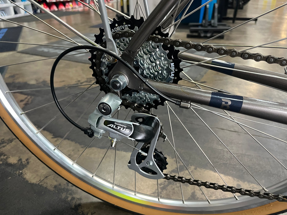 Breezer Bikes Downtown EX Shimano Altus - Vintage Bronze 2022