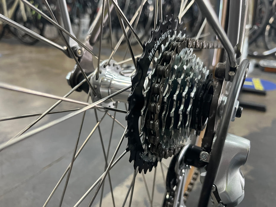 Breezer Bikes Downtown EX Shimano Altus - Vintage Bronze 2022