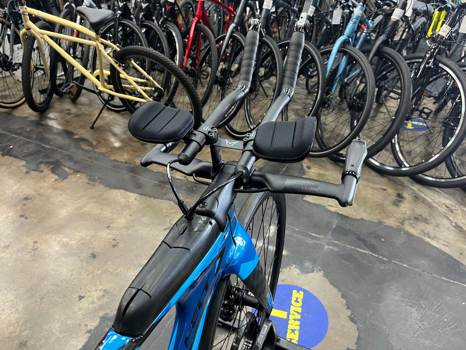 Felt IA Advanced Ultegra - Aquafresh Geo 2023