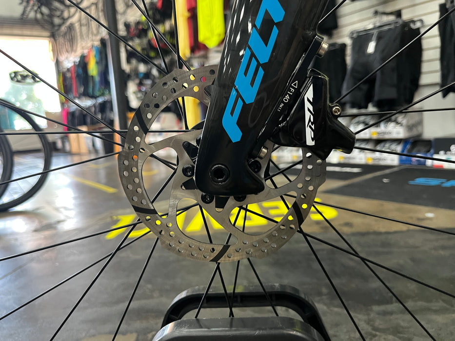 Felt IA Advanced Ultegra - Aquafresh Geo 2023