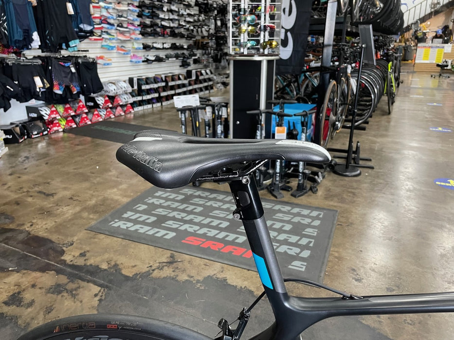 Giant TCR Advanced SL0 Shimano Dura Ace Di2 11 Speed - Black 2017 USED