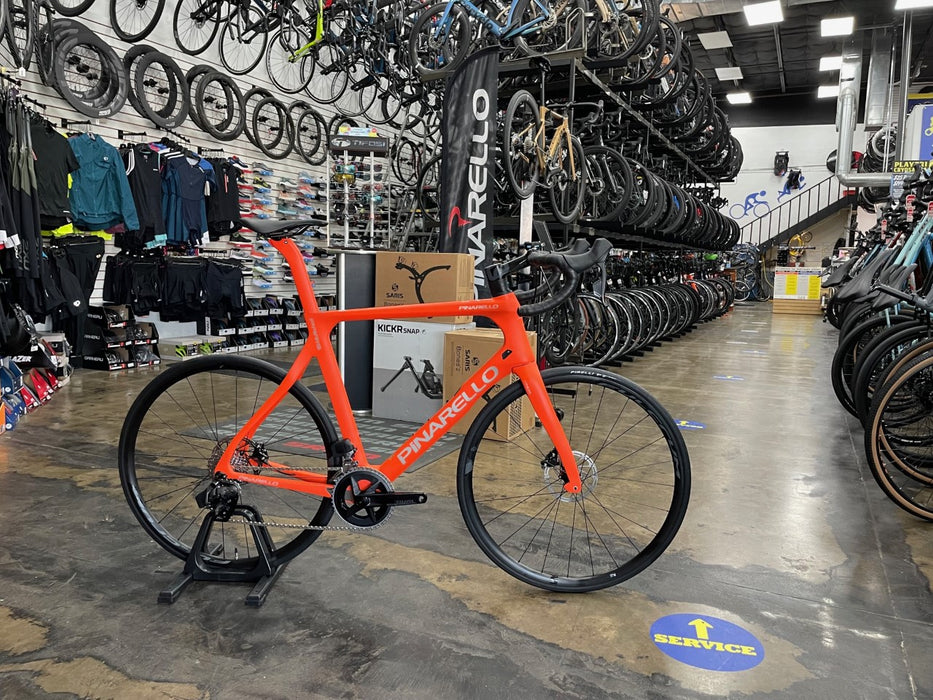 Pinarello Paris SRAM Rival AXS - 2023