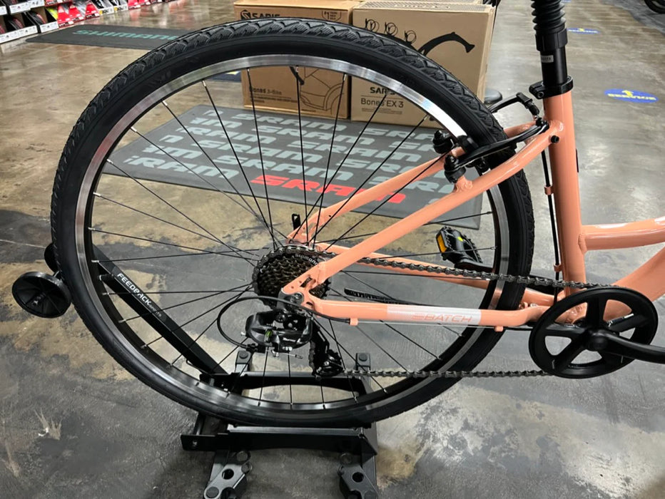 Batch The Step-Thru Comfort Bike Shimano Tourney - 2022