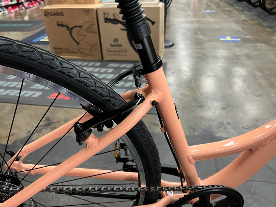 Batch The Step-Thru Comfort Bike Shimano Tourney - 2022