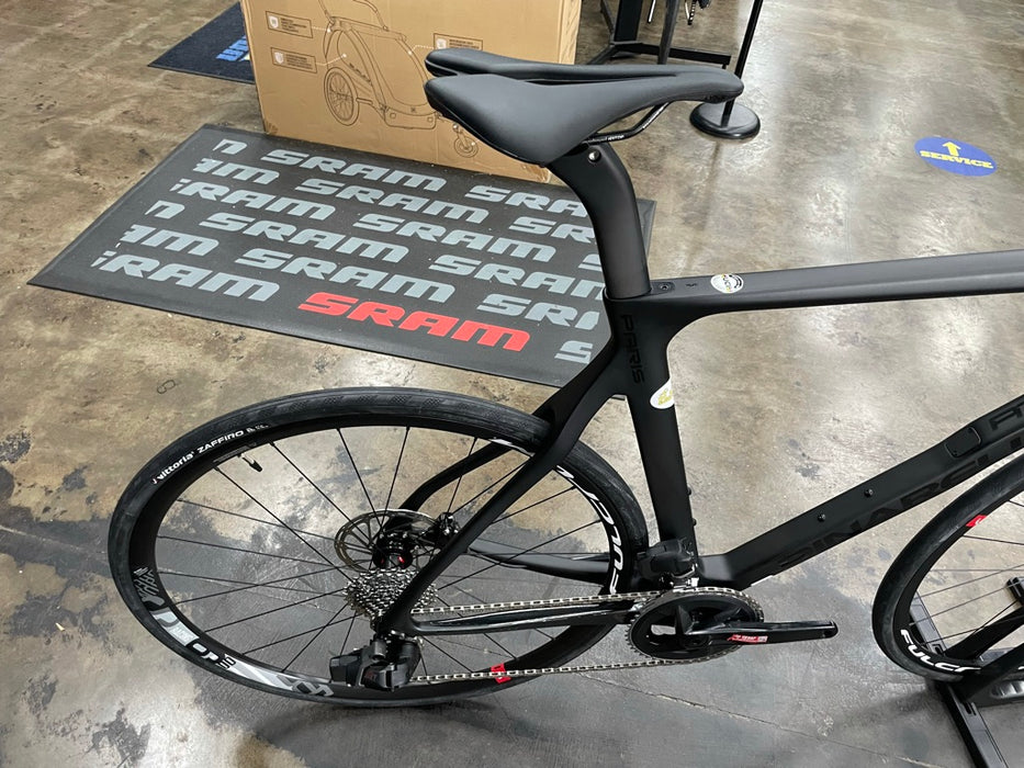Pinarello Paris SRAM Rival AXS - 2023