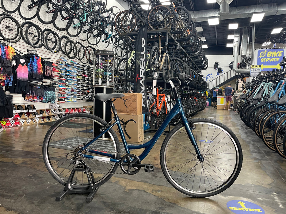 Batch The Step-Thru Comfort Bike Shimano Tourney - 2022