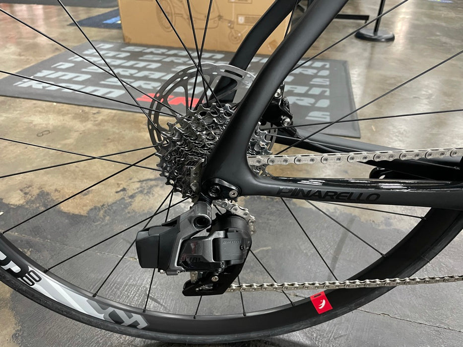 Pinarello Paris SRAM Rival AXS - 2023