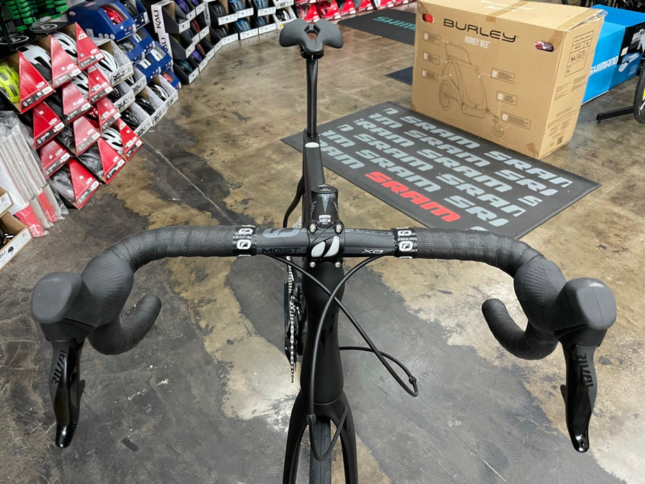 Pinarello Paris SRAM Rival AXS - 2023
