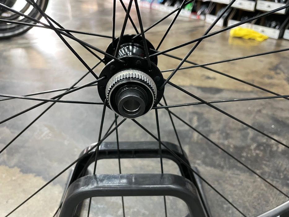 Shimano WH-RS170 Clincher Disc Brake Wheelset - OUT OF BOX