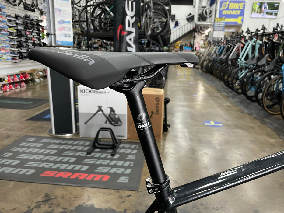 Fuji Sportif 1.1 Disc Shimano 105 11-Speed - Pearl Black 2023
