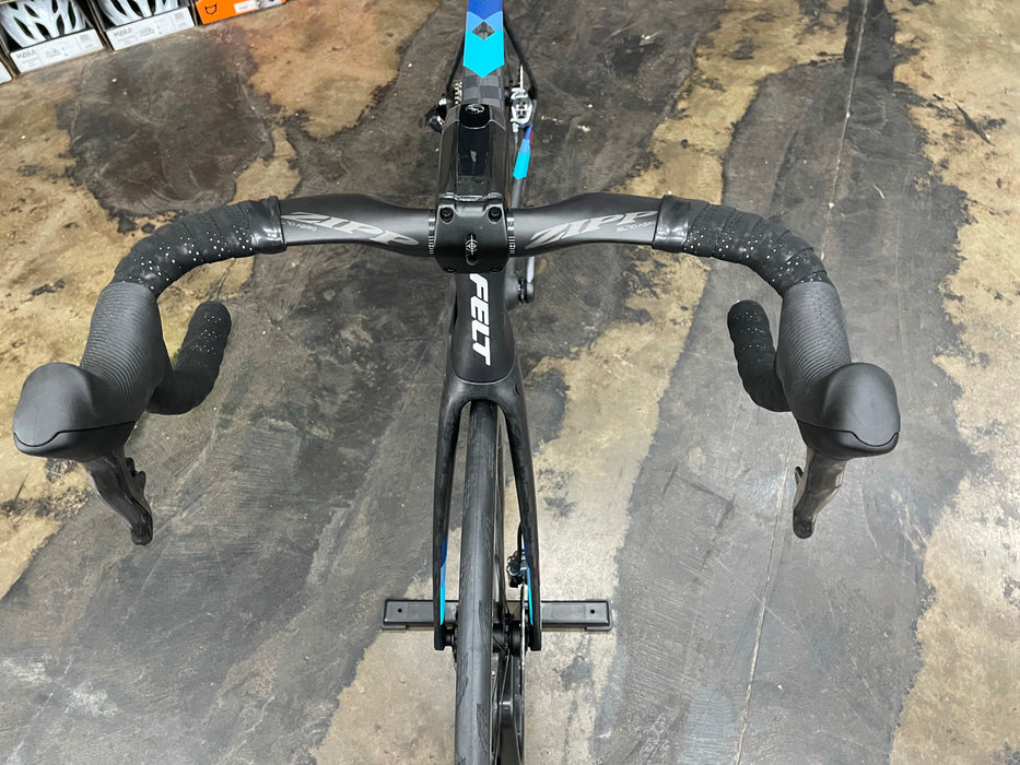 Felt AR FRD Ultimate SRAM Red eTap AXS - Matte Textreme - ZIPP 454 - 2025